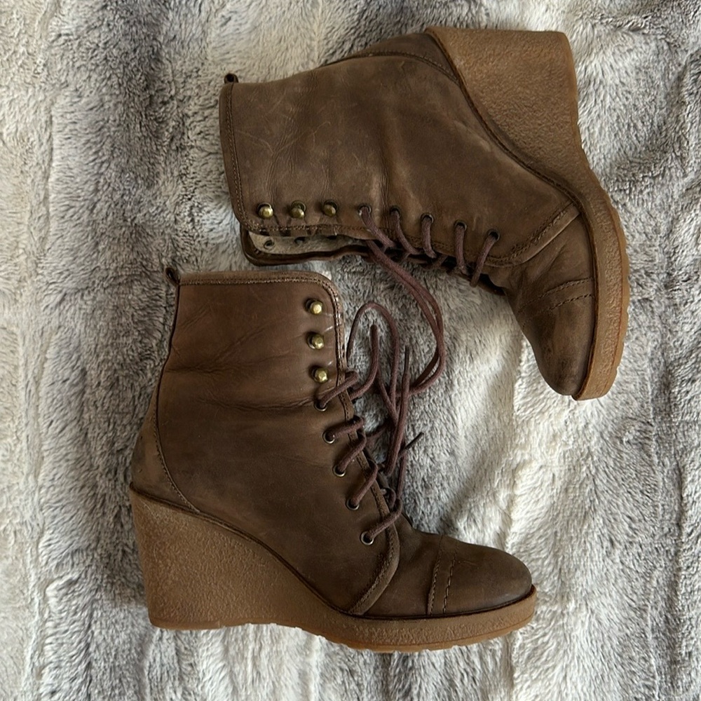 Aldo Platform Boots